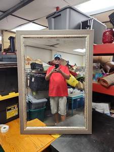 lot 1008 image: Large Rectangular Wall Mirror with Silver Beaded Frame