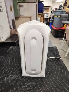 lot 1022 image: Hamilton Beach TrueAir Air Purifier