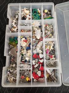 lot 1032 image: Large Mixed Jewelry Charm & Pendant Lot in Organizer Case