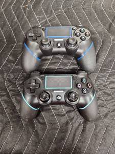 lot 1033 image: PS4 Compatible Wireless Game Controllers - Set of 2