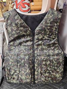 lot 1064 image: Gen X Global Digital Camo Paintball Vest