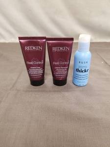 lot 2258 image: Redken Real Control Hair Care Set with Rusk Thickr Conditioner