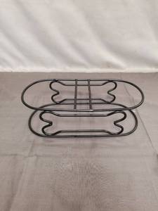 lot 2275 image: Top Paw Elevated Double Diner Small Dog Bowl Holder
