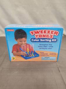 lot 2281 image: Lakeshore Tweezer Tongs Color Sorting Kit New