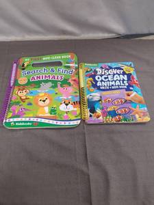 lot 2296 image: Kidsbooks Wipe-Clean Activity Books Set of 2 - Search & Find Animals and Discover Ocean Animals