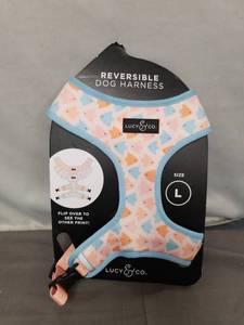 lot 2390 image: Lucy & Co. Reversible Dog Harness - Fish Print, Size Large