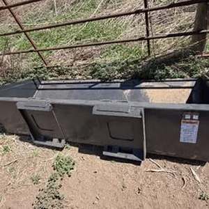 lot 2 image: 84 Wolverine Track Duty Bucket