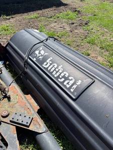 lot 30 image: Bobcat Skid Steer Hydraulic Angle Brush Attachment