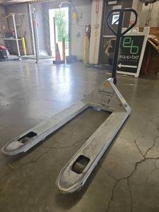 lot 19792 image: Strongway Manual Pallet Jack - 4400lb Capacity