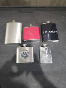 lot 1335 image: Set of 5 Stainless Steel Hip Flasks