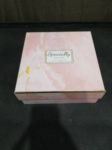 lot 1381 image: Pink Spa Bath Gift Set with Towel, Loofah and  Headband