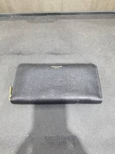 lot 1383 image: FASHION WALLET