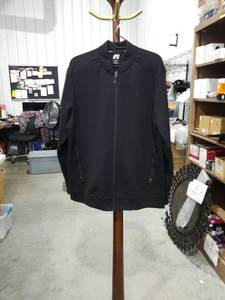 lot 1414 image: Russell Athletic Mens Black Full-Zip Track Jacket Size Large