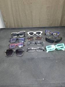 lot 1485 image: Mixed Lot of Eyeglasses and Sunglasses