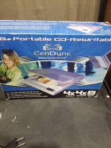 lot 1490 image: CenDyne USB Portable CD-RW Drive 4x4x8