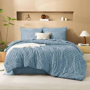 lot 7029 image: $61 Litanika Grayish Blue California King Comforter Set with Sheets