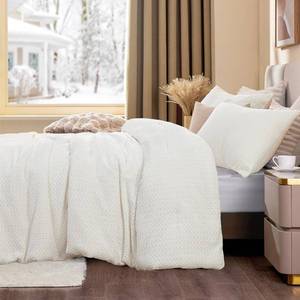 lot 7038 image: $54 ChiXpace Flannel Fleece Full Comforter Set - Furry White Leaves