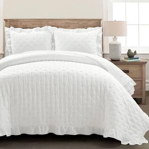 lot 7145 image: $60 Lush Decor Reyna Ruffle Reversible Quilt Set, 3-Piece, FullQueen