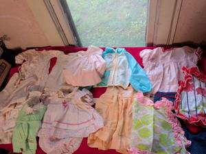 lot 2 image: Childrens Dress Collection with Various Patterns