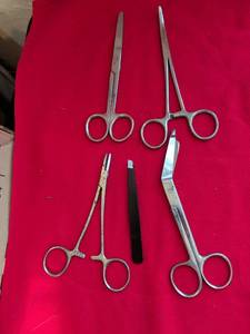 lot 5 image: Medical Surgical Instruments Set