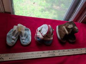 lot 21 image: Baby Doll Shoes Set of Three Pairs