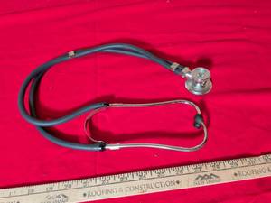 lot 35 image: Medical Stethoscope with Chrome Chest Piece