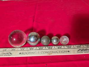 lot 39 image: Collection of 5 Glass Marbles Various Sizes