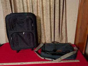 lot 46 image: Black Rolling Suitcase with Matching Canvas Duffle Bag Travel Set