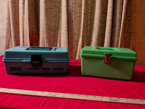 lot 83 image: Zebco Junior Field Tester Tackle Box and Green Plastic Storage Box Set