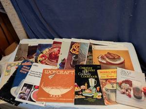 lot 136 image: Collection of Vintage-Style Cookbooks and Recipe Booklets
