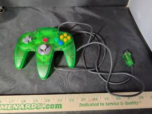 lot 178 image: Nintendo 64 Jungle Green Controller