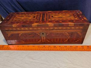 lot 196 image: Marquetry Inlaid Wood Decorative Box with Velvet Interior