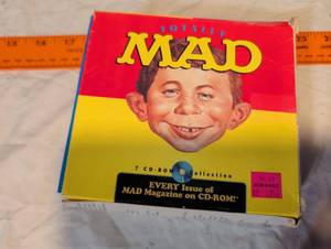 lot 214 image: Totally MAD 7 CD-ROM Collection