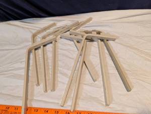 lot 233 image: Metal shelving hooks