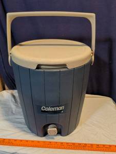 lot 242 image: Coleman Roundabout 4 Gallon Water Cooler Jug
