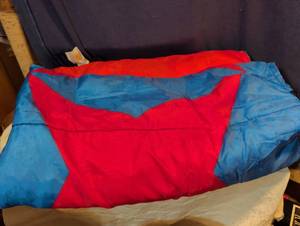 lot 243 image: Exxel Outdoors Kids Sleeping Bag Red and Blue 28x72