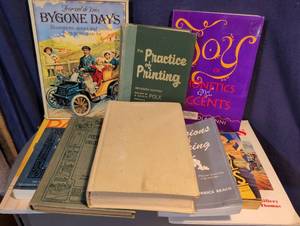 lot 254 image: Mixed Lot of Collectible and Reference Books