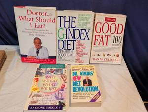 lot 294 image: Lot of 5 Diet & Nutrition Books