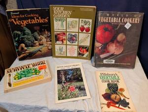 lot 302 image: Vegetable Cooking & Gardening Book Collection - Lot of 5