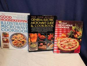 lot 314 image: Lot of 3 Microwave Cookbooks - Good Housekeeping, General Electric & Whirlpool