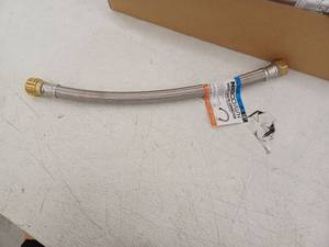 lot 15780 image: 10 Pack Of FIP 18 Water Heater Hose, 34x34