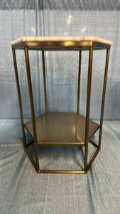 lot 2024 image: Geometric Luxe Hexagonal Marble Side Table with Gold Metal Frame