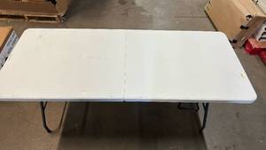 lot 2044 image: 6ft Folding Table with Carrying Handle