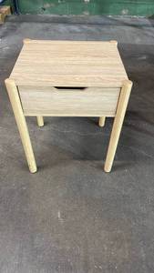 lot 3018 image: Mid-Century Modern Oak Nightstand Side Table
