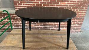 lot 8000 image: Threshold Astrid Midcentury Round 40-52 Dining Table - Black