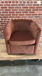 lot 8013 image: Threshold Vernon Upholstered Barrel Swivel Chair