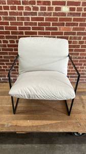 lot 8014 image: Room Essentials Metal Frame Sling Base Accent Chair - Off White Colored