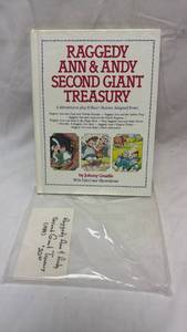 lot 7 image: Raggedy Ann & Andy Second Giant Treasury Hardcover Book by Johnny Gruelle