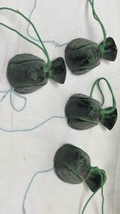 lot 59 image: Williams-Sonoma Grande Cuisine Cast Iron Bird Ornaments Set of 4