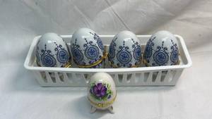 lot 145 image: Porcelain Hinged Egg Trinket Box Collection - Set of 5